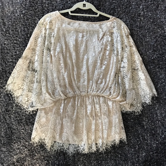 2 for 1 Forever 21 Lace Blouse - Picture 4 of 6